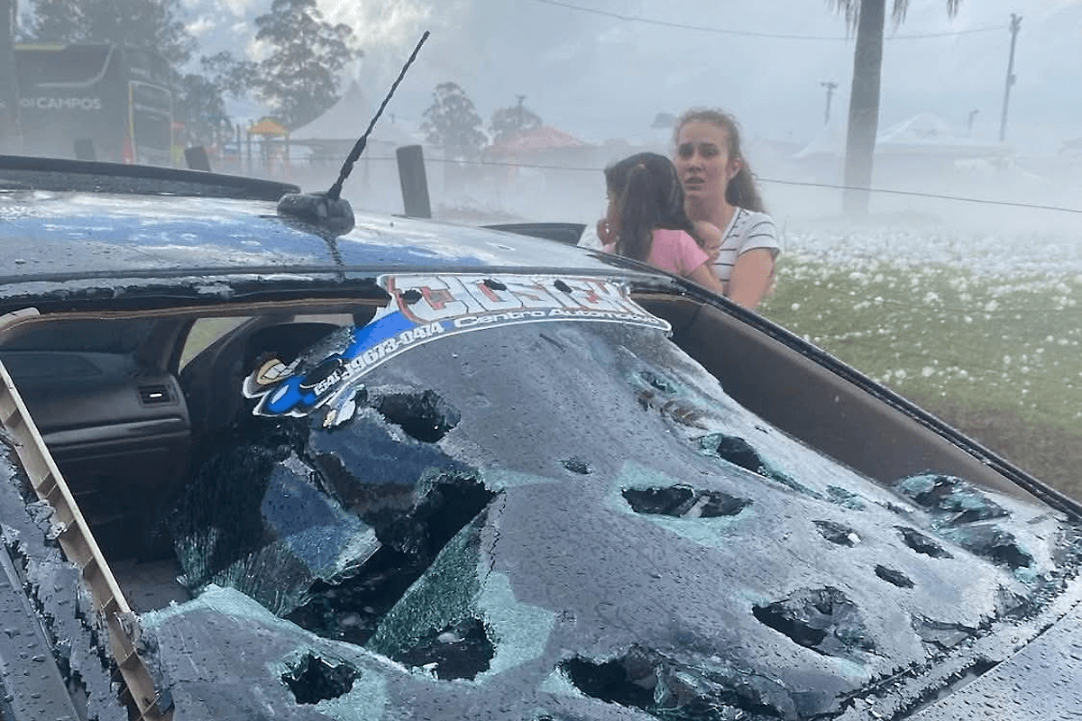 Violents orages et grêlons géants observés au Brésil