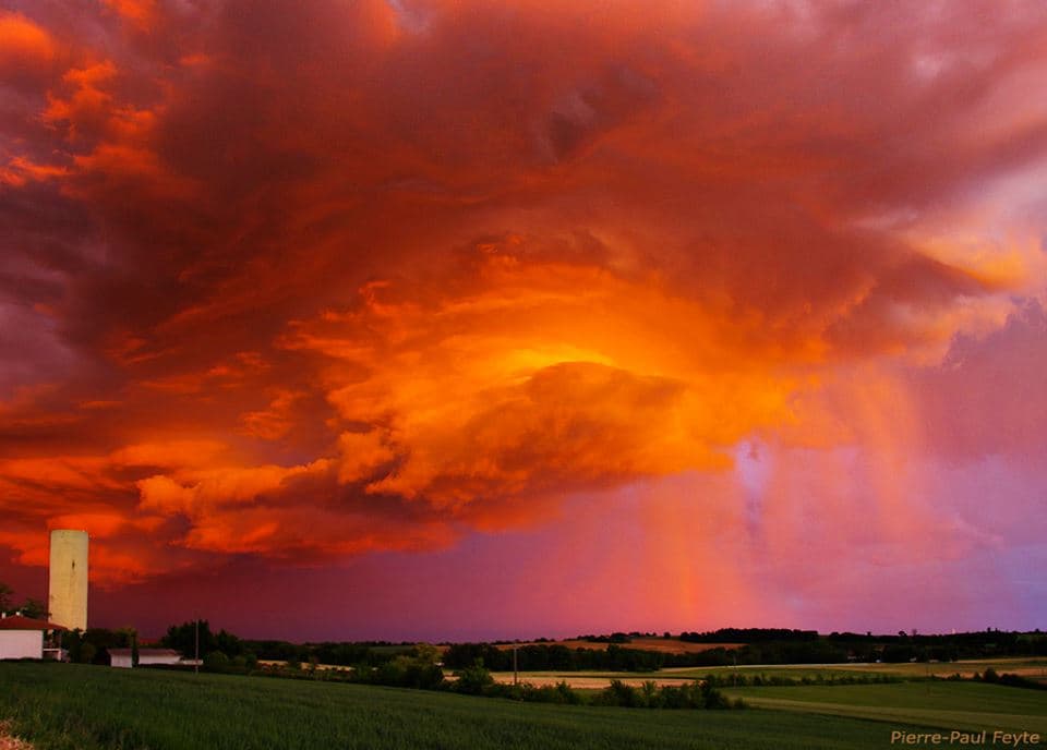 Image d'illustration pour De nombreux orages et des dégâts 