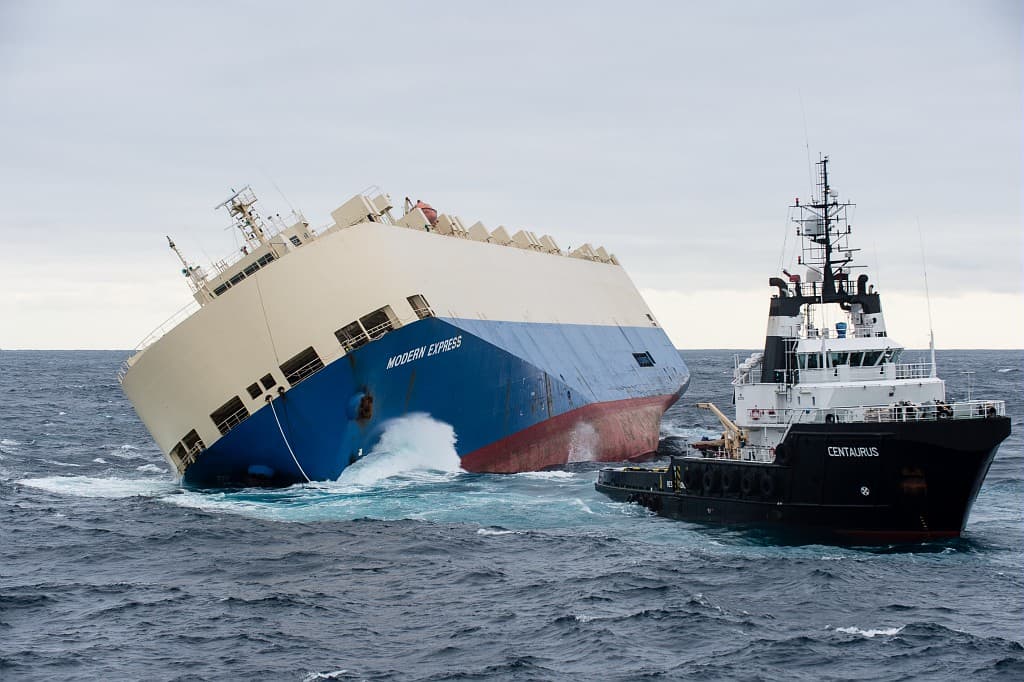 Image d'illustration pour Un cargo à la dérive au large des côtes Françaises