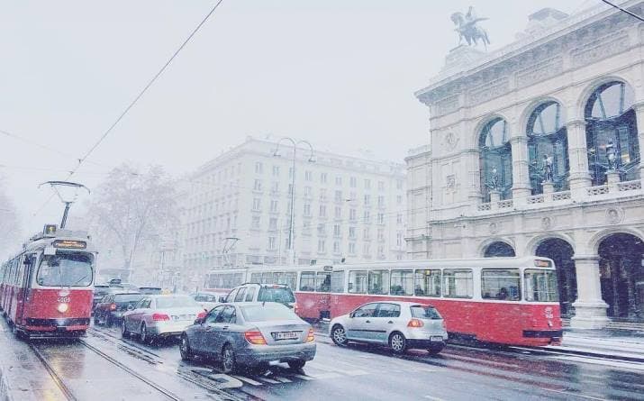 Image d'illustration pour Canicule au Maghreb - Neige & froid en Europe Centrale