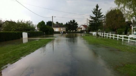 Image d'illustration pour Fortes pluies et quelques inondations entre Loiret et Seine et Marne