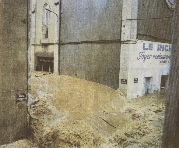 Image d'illustration pour Orage catastrophique à Nîmes le 3 octobre 1988