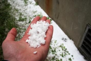 Image d'illustration pour Neige abondante en montagne & giboulées jusqu'en plaine