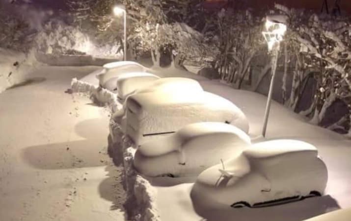Image d'illustration pour Retour de la neige et des avalanches en montagne