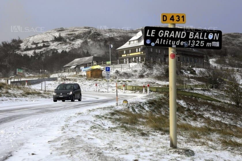 Image d'illustration pour Vosges, Jura et Alpes : première neige en moyenne montagne