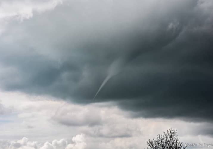 Image d'illustration pour De fréquents orages du 10 au 13 avril mais des dégâts limités