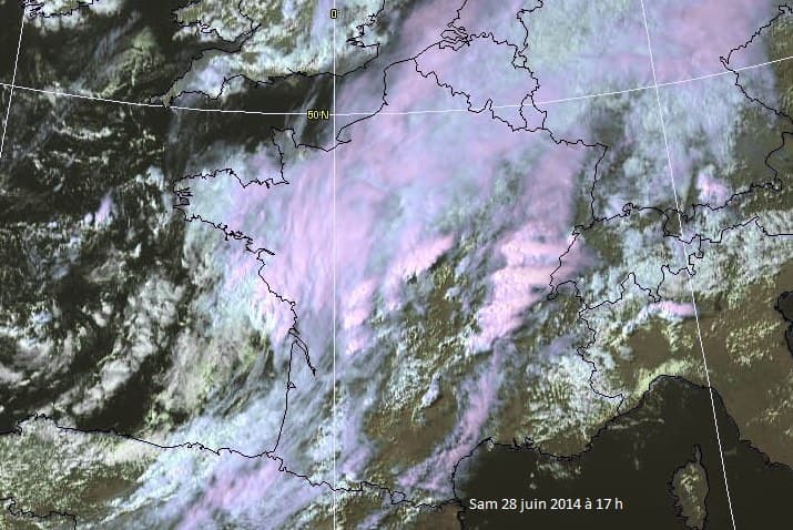 Image d'illustration pour Orage de grêle en Charente et fort coup de vent dans la Vienne