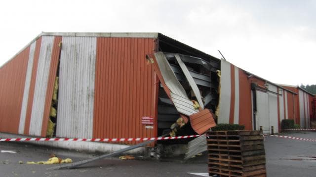 Image d'illustration pour Orage : foudre et violents phénomènes venteux en Bretagne et Pas de Calais