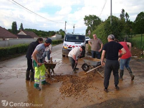 Image d'illustration pour Orage fort et grêle dans le Cher