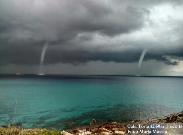 Image d'illustration pour Orages violents et trombes marines entre Espagne et Baléares