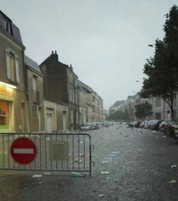 Image d'illustration pour Inondations urbaines sous orage stationnaire à Angers