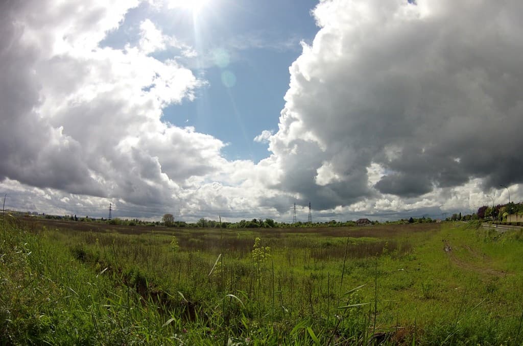 Image d'illustration pour Orage, neige, grésil, grêle, tuba : vos photos du temps instable