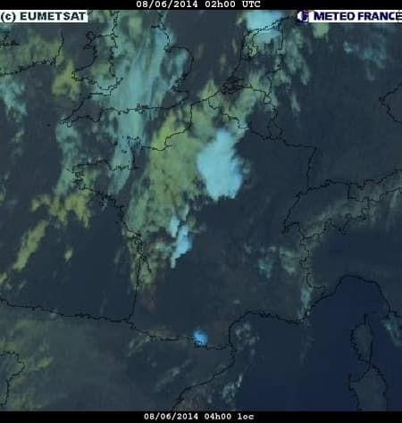 Image d'illustration pour Orage fort du Sud-Ouest aux Ardennes - grêle en Aquitaine et Poitou-Charentes