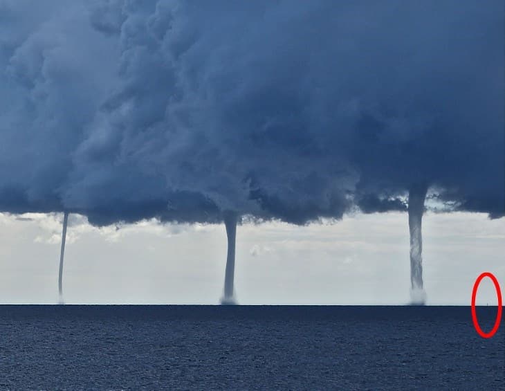 Image d'illustration pour Quatre trombes simultanées en Norvège